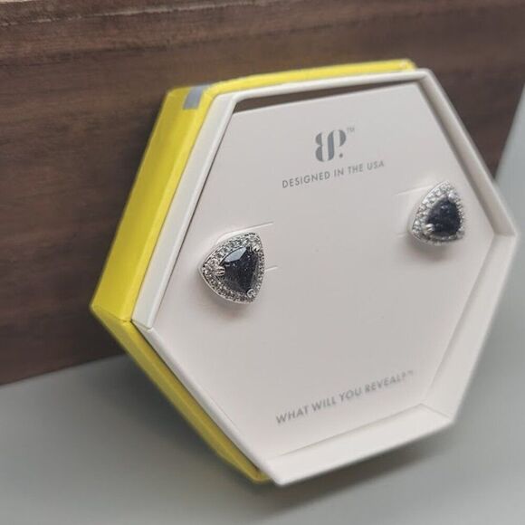 BOMB PARTY Black Ice Crystal Earring And Ring Set - Picture 2 of 6